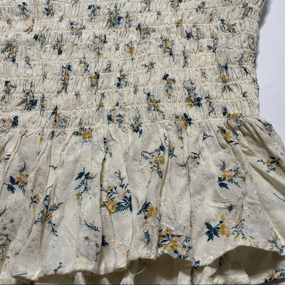 American Eagle Outfitters Smocked Floral Strapless Boho Summer Blouse Size Small - Picture 5 of 5